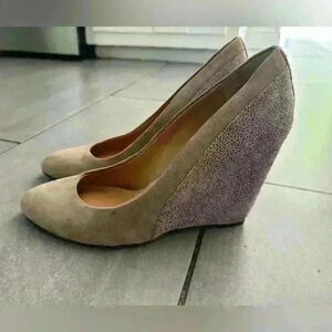 Audrey Brooke Daphne Khaki Tan Brown Leather Lizard Print Wedge Heel Shoe Sz 9